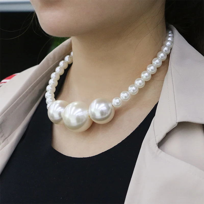 Statement Pearl Necklace